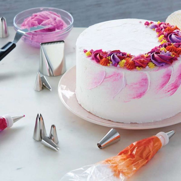 Dekorationskit till trta - How to decorate cakes & desserts - Wilton