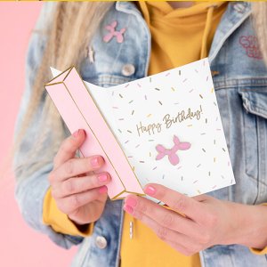 Kort med pin - Happy Birthday - Sprinkles