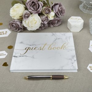 G�stbok - Scripted Marble