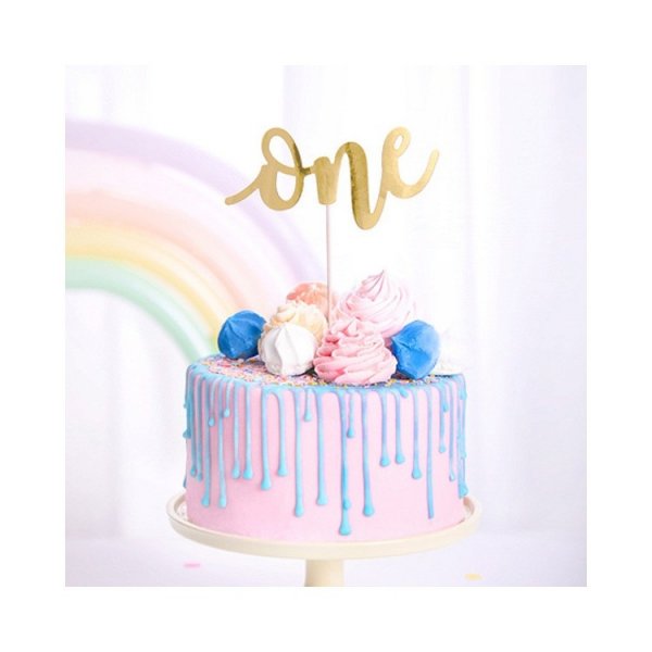 Cake Topper p� pinne - One - 19 cm Guld