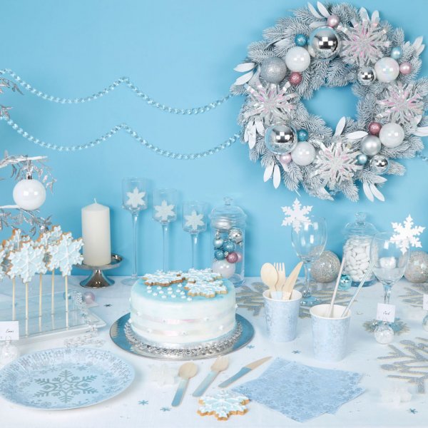 Papptallrikar - Iridescent Snowflake - 8-pack Papptallrikar - Iridescent Snowflake - 8-pack