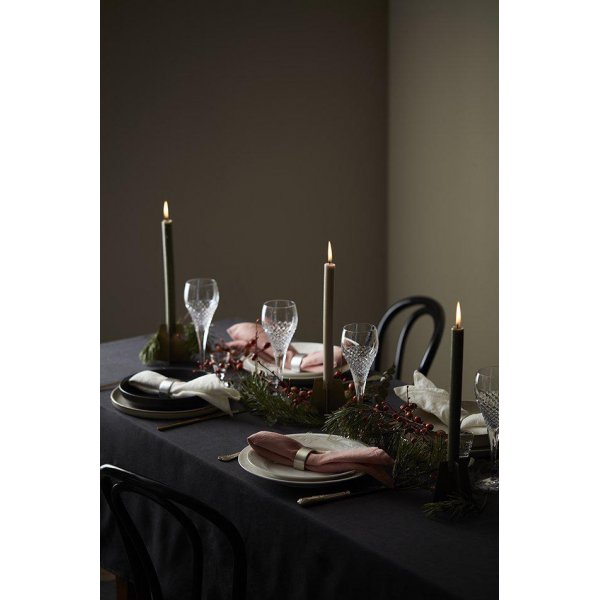 Ingrid duk 140 x 250 cm - Grå Ingrid duk 140 x 250 cm - Grå